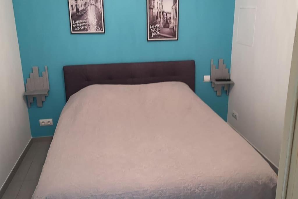 Gite Rdc 42M2 400 M Centre Ville 200 M Gare Tgv Parking Gratuit 250 Places Face Au Logement อาร์ราส ภายนอก รูปภาพ